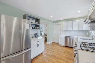 Ideally situated between the beach and bay in Long Beach's - photo 18