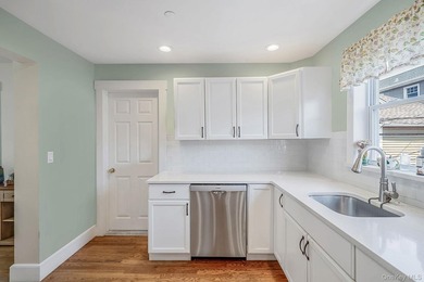 Ideally situated between the beach and bay in Long Beach's - photo 19