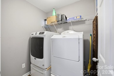 Welcome to this beautifully maintained, move-in ready home - photo 31