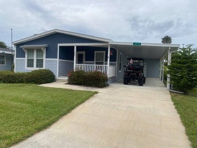 St. Johns River Home For Sale in Satsuma Florida