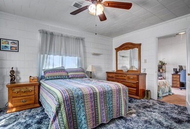 Step back in time and embrace a Lake Blackshear Legacy!This - photo 34