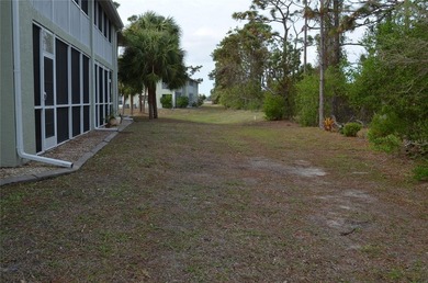 WHAT A DEAL  for this totally furnished unit.  Everything you - photo 36