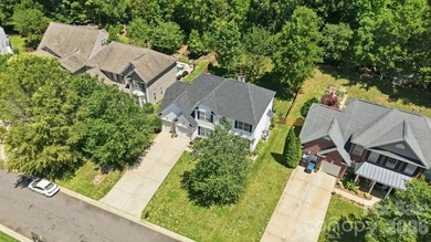Welcome to this beautifully maintained, move-in ready home - photo 42