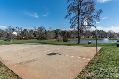 Welcome to this beautifully maintained, move-in ready home - photo 45