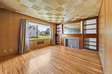 This updated cape cod style home offers comfort and modern charm - photo 7