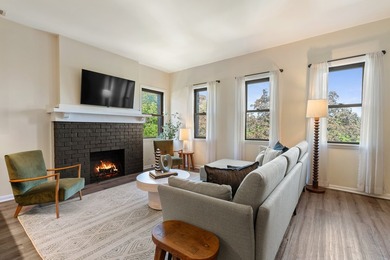 Spacious and bright 3 bed, 2 bath condo in a boutique six-unit - photo 8