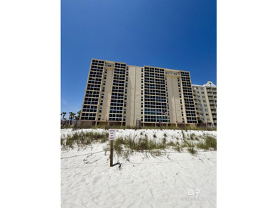 Beautiful large gulf front condo located about 1 mile from The - photo 2