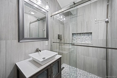 Welcome to this beautiful custom Cape Cod at 1333 Boston Ave - photo 16
