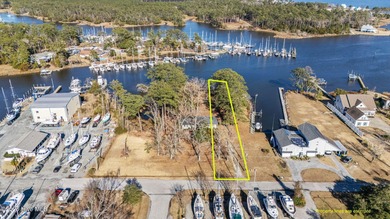 Neuse River Lot For Sale in Oriental North Carolina