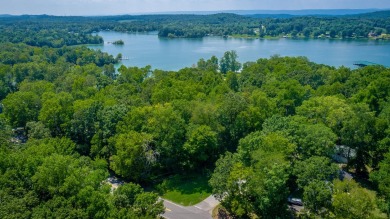 Lake Home For Sale in Ten Mile, Tennessee