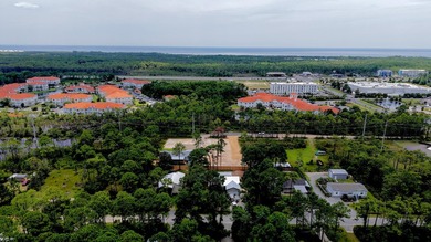 Located just minutes from the beaches of 30A and all the shops - photo 4