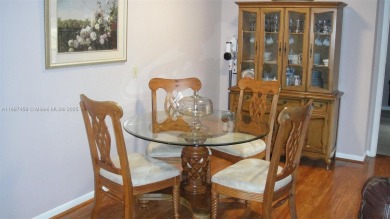 (private lake, pond, creek) Condo For Sale in Plantation Florida