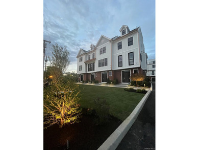 Welcome Home to Sunset Villas at Andrews Lane Sleepy Hollow, NY - photo 2