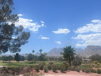 Completely renovated Sun City Summerlin home with spectacular - photo 2