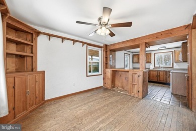 A charming move in ready 4 bedroom duplex, ready for you to call - photo 12
