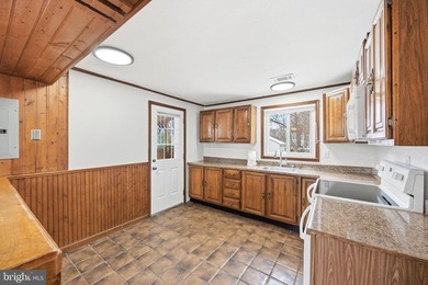 A charming move in ready 4 bedroom duplex, ready for you to call - photo 16