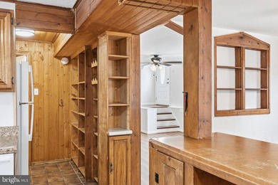 A charming move in ready 4 bedroom duplex, ready for you to call - photo 18