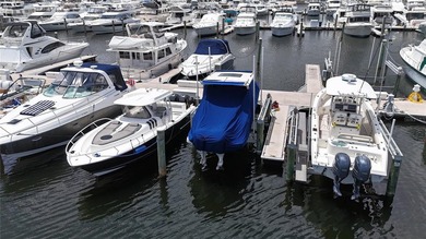 Own your piece of paradise with this premium deep-water boat - photo 2