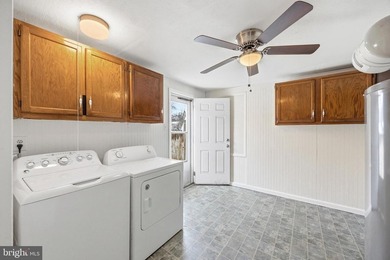 A charming move in ready 4 bedroom duplex, ready for you to call - photo 23