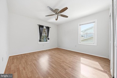 A charming move in ready 4 bedroom duplex, ready for you to call - photo 30
