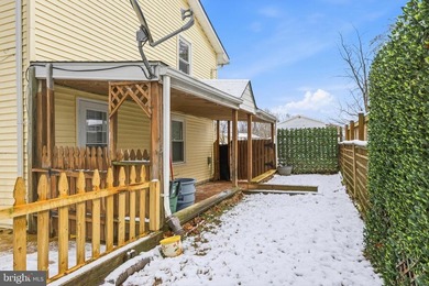 A charming move in ready 4 bedroom duplex, ready for you to call - photo 48