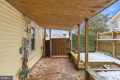 A charming move in ready 4 bedroom duplex, ready for you to call - photo 50