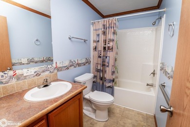 3 Bedrooms, 2 Baths and lots of space with 1512 sq. ft all on - photo 50