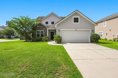 Welcome to this spacious 3-bedroom, 2.5-bath home with a 2-car - photo 2
