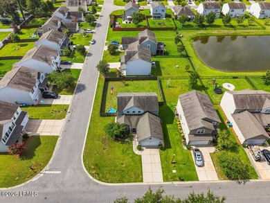 Welcome to this spacious 3-bedroom, 2.5-bath home with a 2-car - photo 5