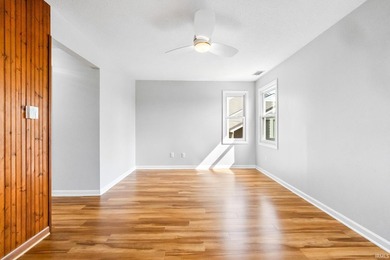 Syracuse Lakefront, Embrace the serene beauty of lake living in - photo 18