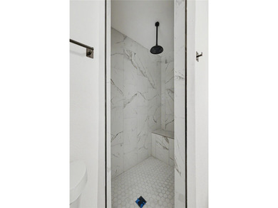 Welcome to 4329 Marie, where modern design meets timeless - photo 19