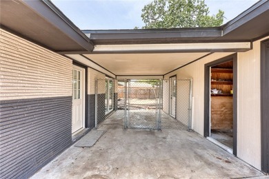 Welcome to 4329 Marie, where modern design meets timeless - photo 28