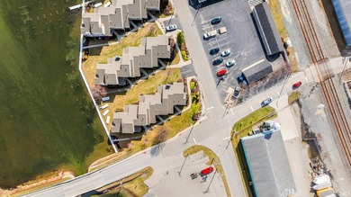 Syracuse Lakefront, Embrace the serene beauty of lake living in - photo 33