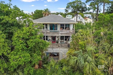 (private lake, pond, coastal) Home For Sale in Orange Beach Alabama