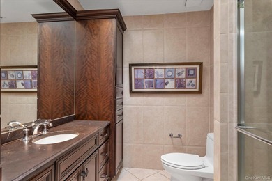 Fabulous opportunity to own a Buttonwood model in the highly - photo 14
