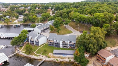 Discover lakeside living at its finest with this cozy 2-bed - photo 20