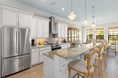 PRICE IMPROVEMENT! VILLA LAGO 3BR & 3.5BA inside the Sandestin - photo 1