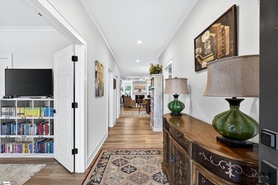 For Showings/Questions Contact: Danielle Bradshaw Welcome to 439 - photo 7