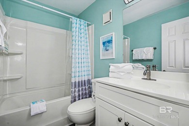 Bright and sunny 2nd-story condo in Gulf Shores Plantation East