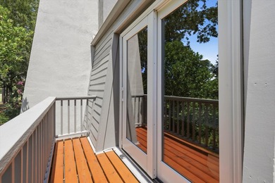 Comfort, convenience, and Lowcountry living come together in one - photo 23