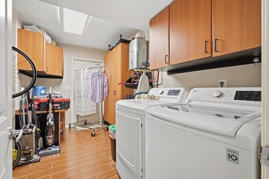 Comfort, convenience, and Lowcountry living come together in one - photo 28