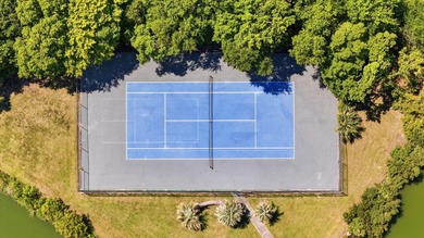 Comfort, convenience, and Lowcountry living come together in one - photo 40