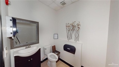 Prime 2,912 SF commercial building located directly in front of