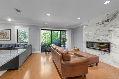 Welcome to this beautifully renovated Ashford model in the - photo 13