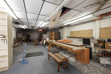 Over 15,000 sq. ft of commercial opportunity in Higginsville!