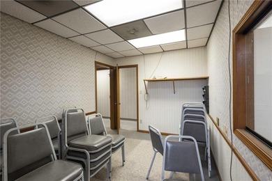 Over 15,000 sq. ft of commercial opportunity in Higginsville!