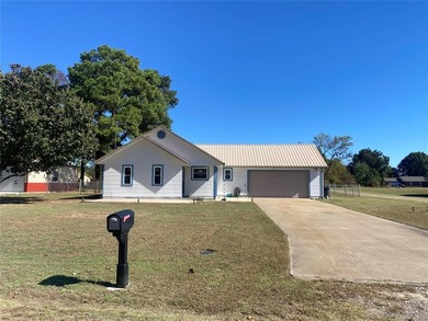 Lake Eufaula Home For Sale in Checotah Oklahoma