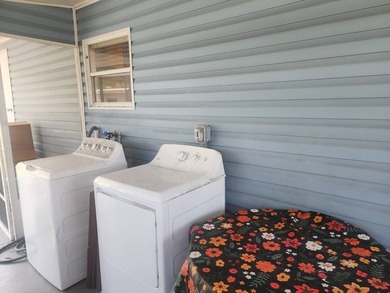 Welcome to this charming manufactured home in a LOW LOT FEE - photo 4
