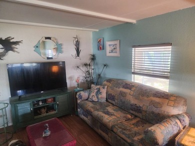 Welcome to this charming manufactured home in a LOW LOT FEE - photo 8