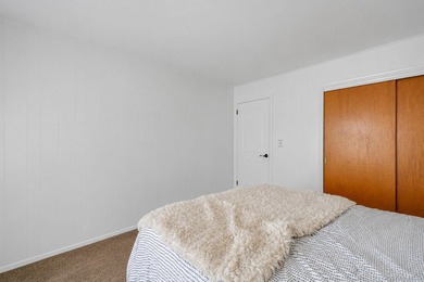 Beautiful Expanded Cape featuring updated Kitchen with stainless - photo 13